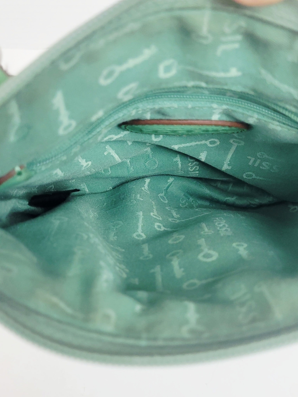 FOSSIL Mini Maddox Mint Green Leather Keyhole Crossbody Bag Purse w/Key Charm - Picture 8 of 10